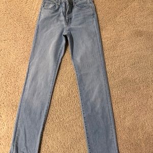 Levi’s 724 high rise slim straight fit